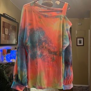 Brand New Oddy Tye Dye Top 80% Poly Rayon & Span Size Large